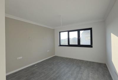 Duplex cu 3 camere cu Canalizare în Sânpetru - 11