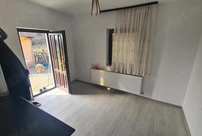 Casă cu 2 camere cu Teren 562 Mp în Central - 12