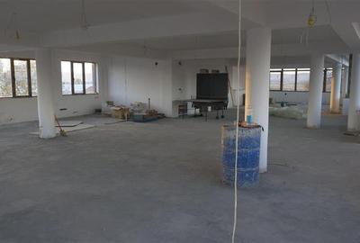 Se inchiriaza spatiu cu caracter multifunctional, in zona Mureseni - 2