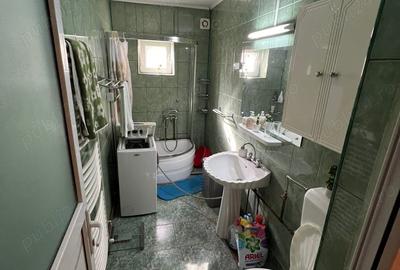 Apartament cu 4 camere semidecomandat în Motru - 5