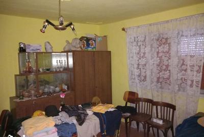 Casă cu 3 camere cu Teren 1420 Mp în Central - 17