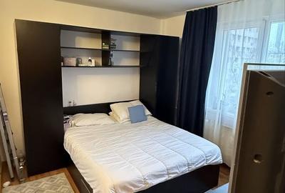 Apartament cu 3 camere, mobilat în Titan