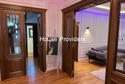 Casă cu 12 camere cu Teren 876 Mp în Central - 8