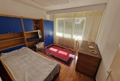Apartament 3 camere, 71 mp, zona Hotvon - 7