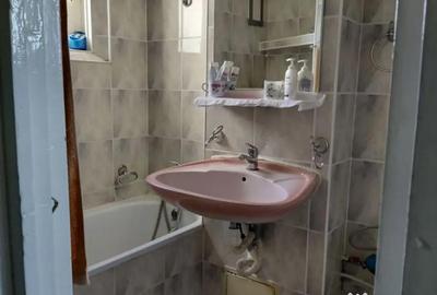 Apartament cu 3 camere decomandat în Micro 19 - 17