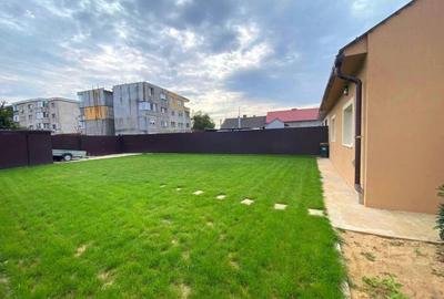 De Inchiriat Casa cu 2 camere 500 mp teren - Santandrei, Bihor - 2