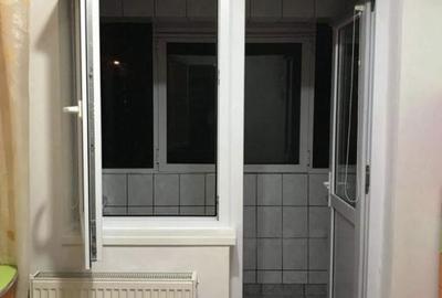 Apartament cu 4 camere decomandat în Central - 3