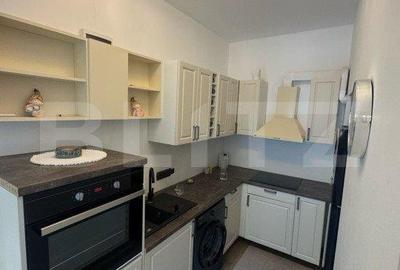 Apartament cu 2 camere decomandat, mobilat în Central