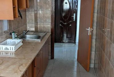 Garsonieră decomandată în Complex Studențesc