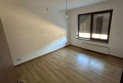 Casă cu 4 camere cu Teren 860 Mp în Sânandrei - 16