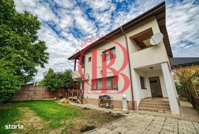 Casă cu 4 camere în Central - 9