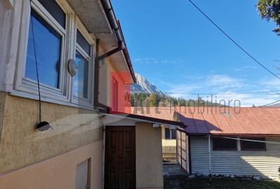 Casă individuală cu 3 camere cu Canalizare în Central - 2