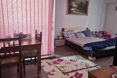 Apartament cu 2 camere semidecomandat, mobilat în Florești - 5