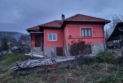 Casă cu 3 camere în Central - 6