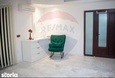 Casă cu 5 camere cu Teren 988 Mp în Bărcănești - 9