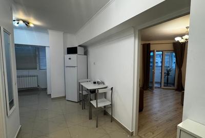 Piata ALBA IULIA,stradal pe Bulevardul DECEBAL,garsoniera cu priveliste superba - 4