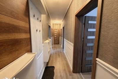 Apartament cu 3 camere în Central - 1