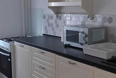 Apartament cu 2 camere decomandat, mobilat în Unirii - 1