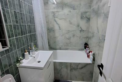 Apartament cu 3 camere decomandat în Berceni - 2
