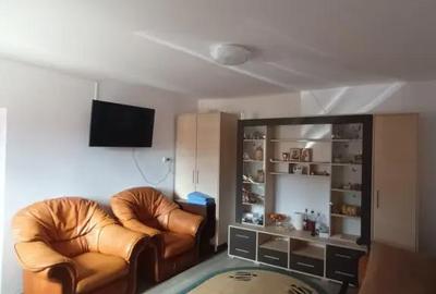 Casă cu 3 camere în Valu lui Traian - 2