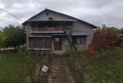 Casă cu 3 camere cu Teren 1200 Mp în Florești - 6