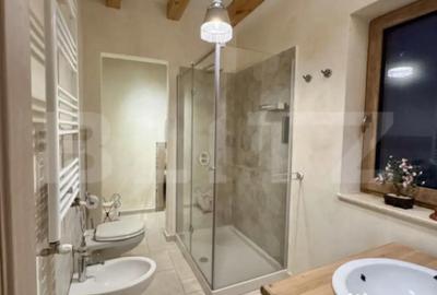 Casă cu 3 camere cu Teren 250 Mp în Tractorul - 15