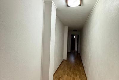 Apartament cu 4 camere în Cetate - 9