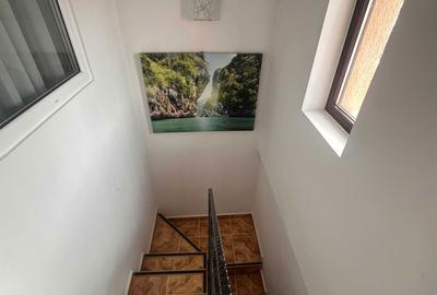 Casă cu 4 camere în Central - 8