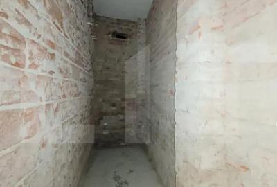 Apartament cu 3 camere semidecomandat în Central - 9
