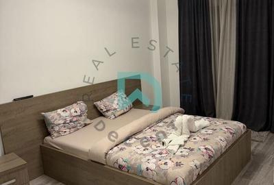 Apartament cu 3 camere semidecomandat în Tractorul - 3