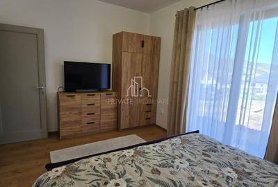 Casă cu 4 camere cu Teren 700 Mp în Livezeni - 2