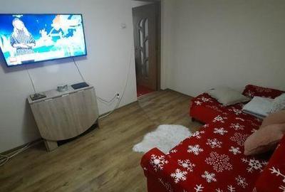 Apartament cu 3 camere în Micro 14 - 5