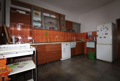 Casa ideala pentru activitati Comerciale. (gradinita, after school, ...) - 9