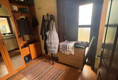 Casa de inchiriat 7 camere Sector 4, ideal pentru clinic... - 17