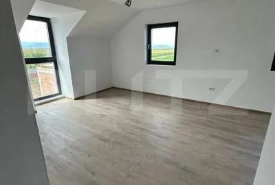 Casă cu 4 camere cu Teren 550 Mp în Prejmer - 2