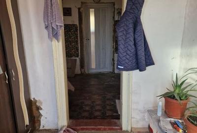 Casă cu 3 camere în Scorțaru Nou - 8