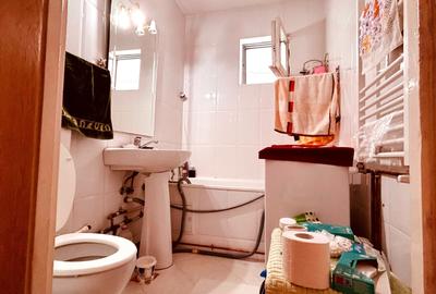 Metrou Gorjului 2 camere  pret negociabil 89.000 E - 3