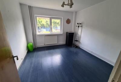 Spatiu 2 camere Centrul Civic- Toamnei - 5