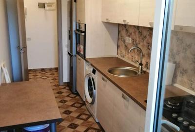 Garsonieră decomandată în Roșu - 3