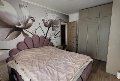 Apartament decomandat cu 3 camere + parcare , Adora Park Arad - comision 0 - 5