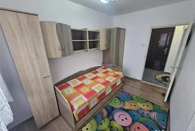 Apartament cu 2 camere semidecomandat, mobilat în Micro II - 10