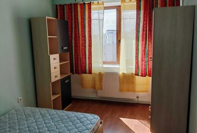 Apartament cu 4 camere decomandat în Central - 9
