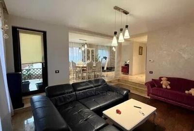 Casă cu 4 camere cu Teren 4500 Mp în Brazi - 2