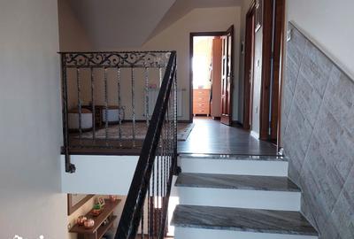 Casă cu 4 camere cu Teren 1000 Mp în Agrij - 9
