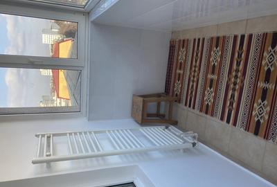 Apartament cu 3 camere decomandat în Unirii Sud - 1