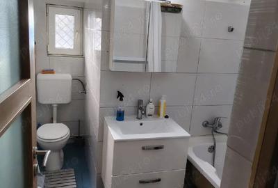 Proprietar vand apartament cu 2 camere,decomandat,renovat total,semi central,parcare,boxa proprie. - 6