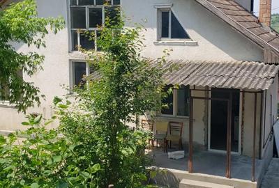 Casă cu 4 camere cu Teren 772 Mp în Luduș - 1