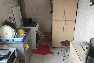 Casă cu 4 camere cu Teren 300 Mp în Central - 2