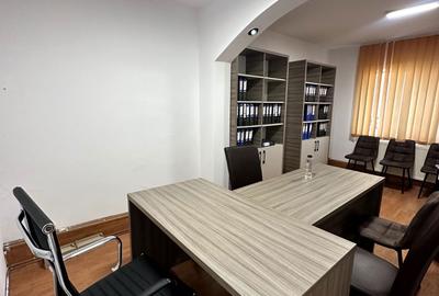 Spațiu comercial, de 35 mp, în Depozitelor - 8