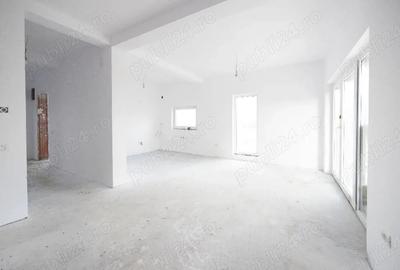 Casă cu Teren 325 Mp în Moșnița Veche - 1